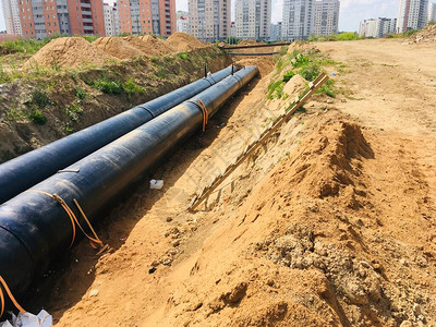 管道工地 汗水浇筑的地下动脉