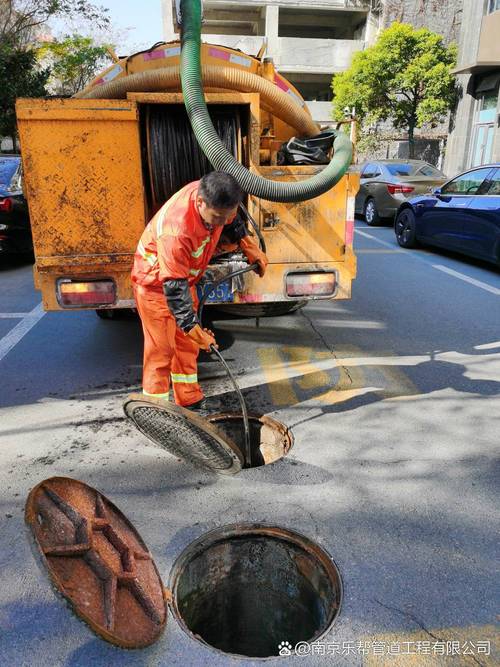 畅通城市“毛细血管” 南京江宁区方山雨污排水管道清洗清淤大行动纪实